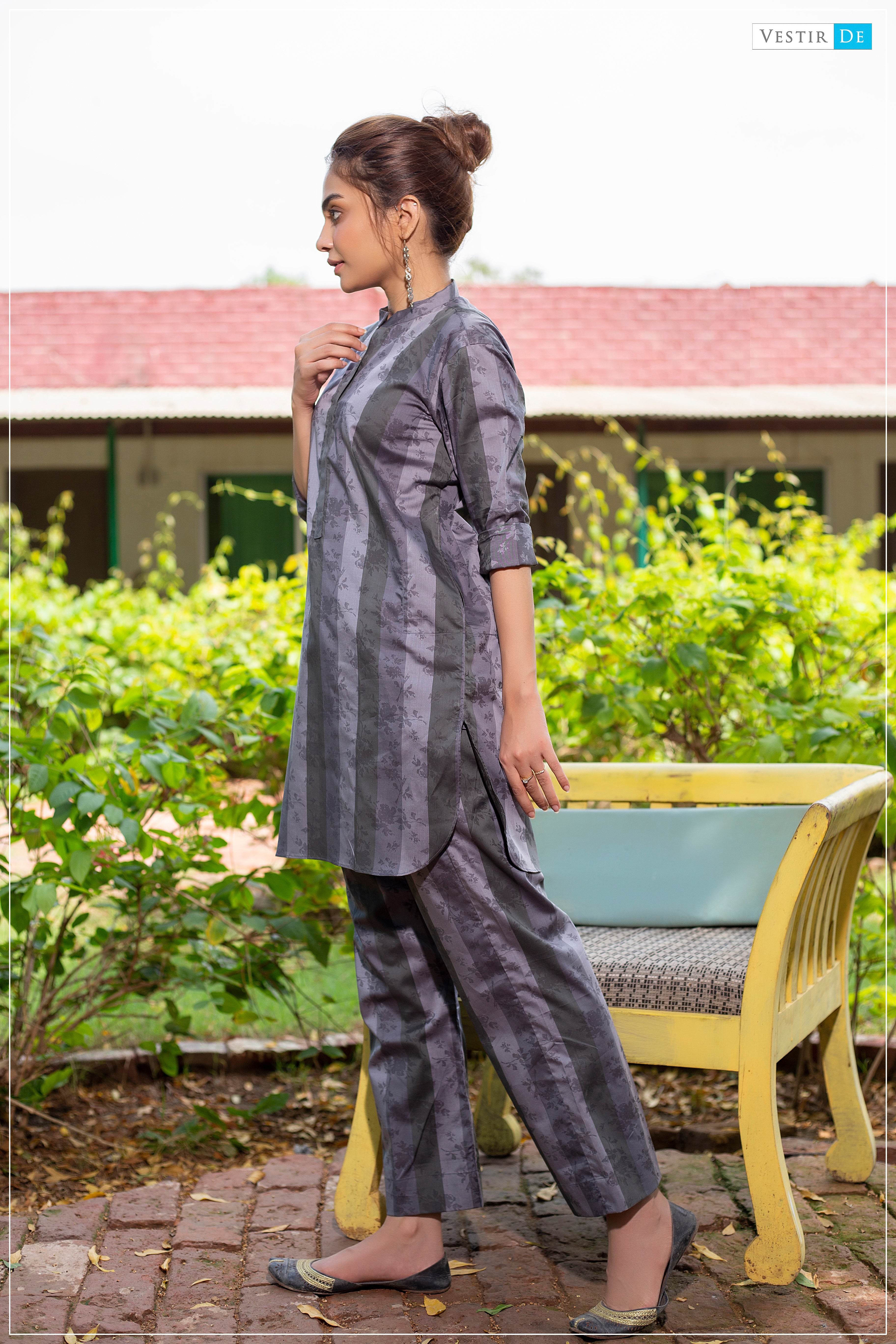 Grey & Sliver Printed Kurti With Trouser