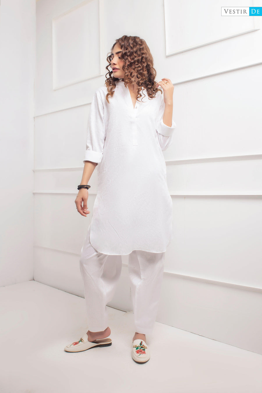 White Texture Printed Shalwar Kameez - Vestir De