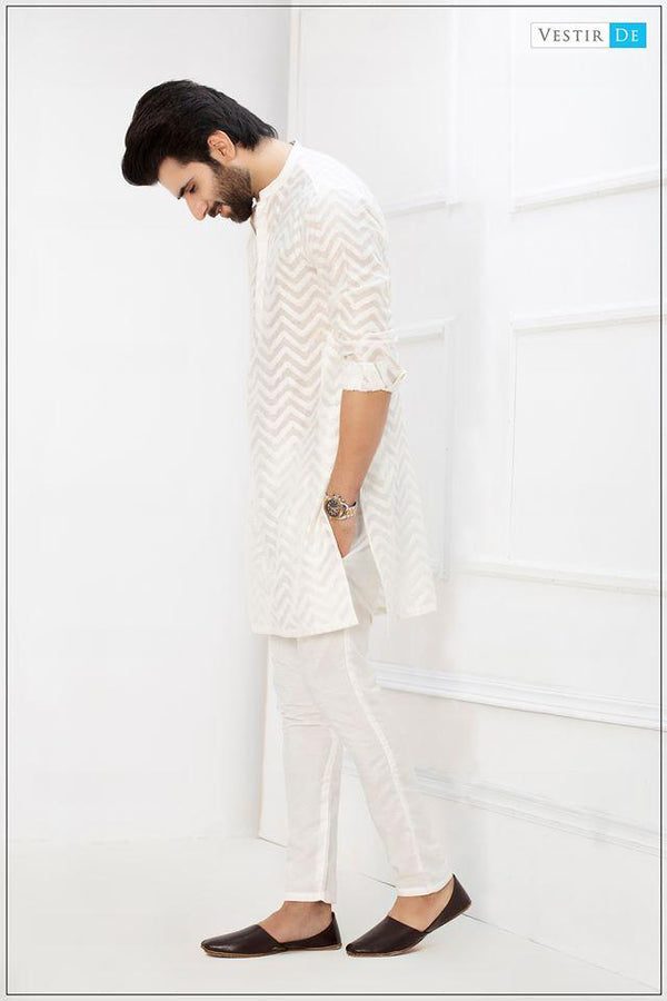 Creamy White Zigzag Kurta With Trouser - Vestir De