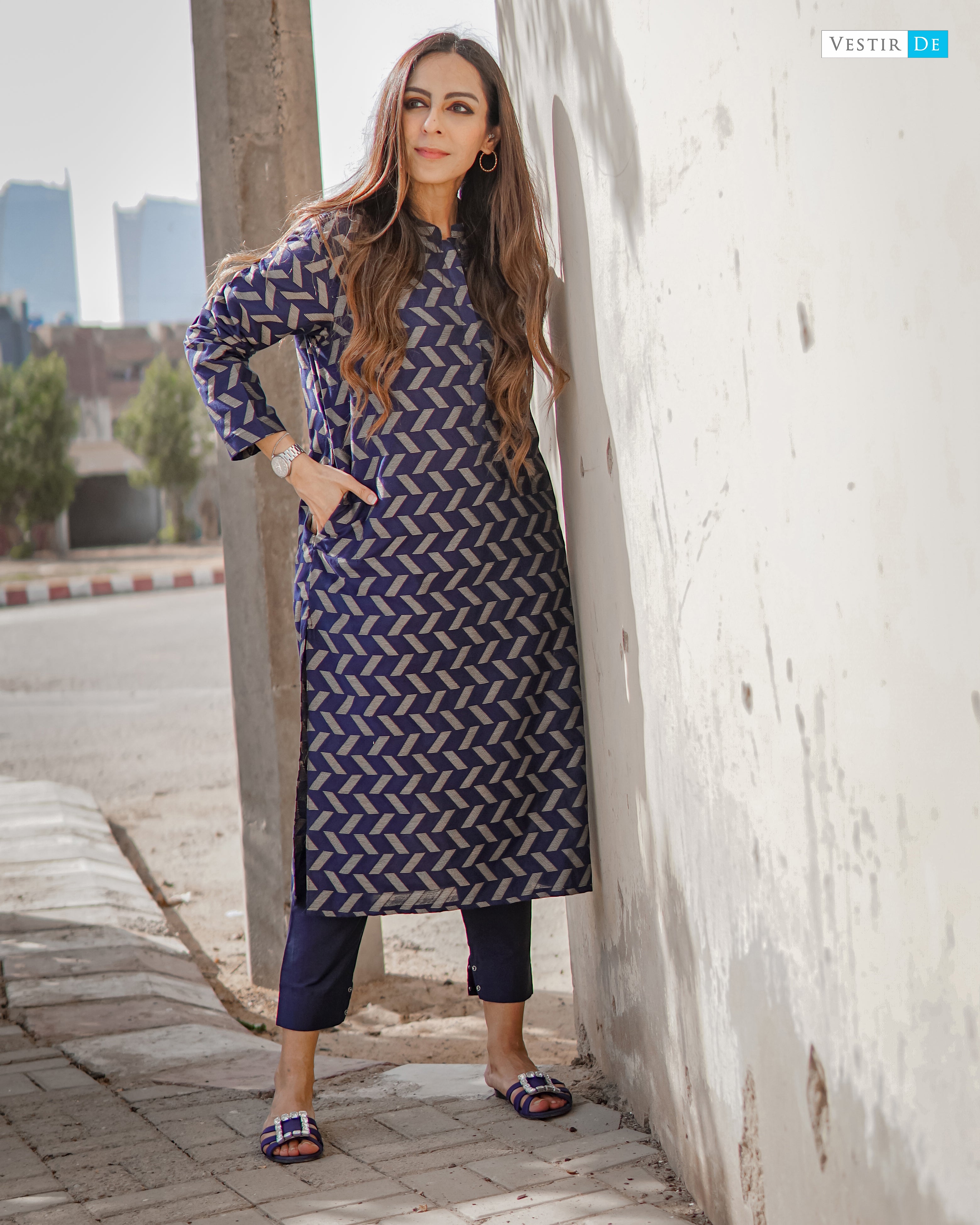 Navy  Jacquard Kurta With Trouser